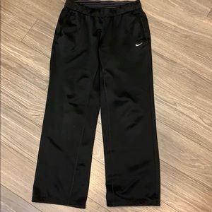 NIKE Therma-Fit Sweatpants